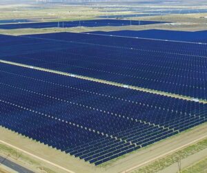 Corporate Funding for Solar Power Projects Hits 10-Year High
